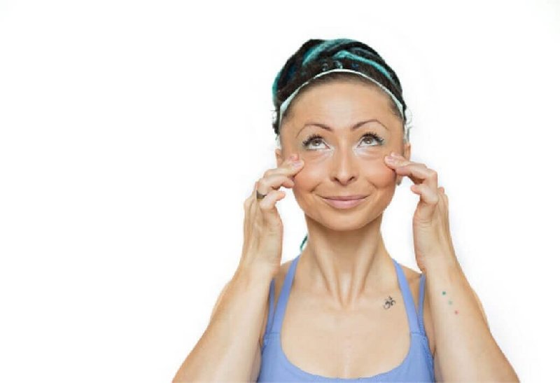 Joga twarzy odmładza wygląd