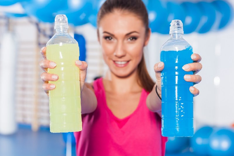 Napoje izotoniczne nawadniają organizm
