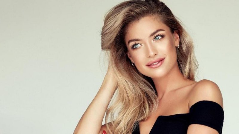 Urodziwa kobieta, cóż to właściwie znaczy?